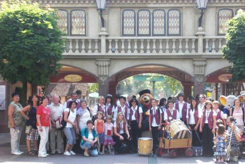 Platzkonzert im und Ausflug in den Europapark